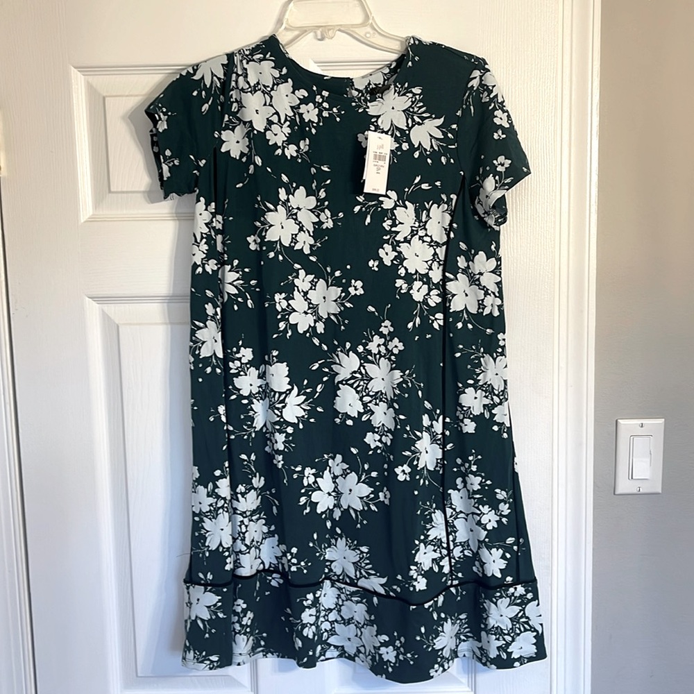Never worn with tags!! JJill emerald green floral a-line dress